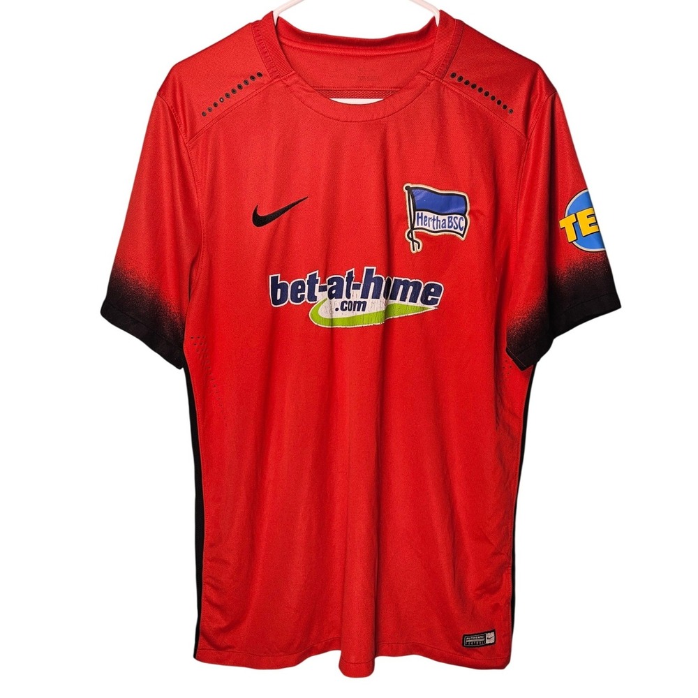 Nike Hertha BSC Mens 2015-2016 Third Jersey Red Large‎ Bundesliga Blokecore